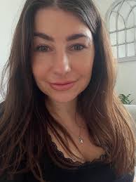 Can someone personally recommend a local Podiatrist (foot doctor) please?  Thanks in advance!