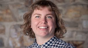 Alexandra Graves's Instagram, Twitter & Facebook