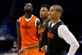 Som junior og senior, der spillede college basketball for oregon state beavers. Oregon State Center Cheikh N Diaye 5 Guard Langston Morris Walker Center And Guard Gary Payton Ii 1 Watch A Fouls Shot During A Practice For A First Round Men S College Basketball Game In