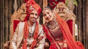 Yuzvendra chahal, dhanashree verma spotted together for the first time post roka ceremony. Yuzvendra Chahal Marriage
