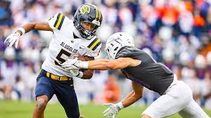 Football vs St. Norbert