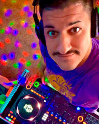 CocoMeaux (@djcocomeaux) • Instagram photos and videos