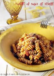 My Ricettarium Fusilli Al Sugo Di Piselli E Speck