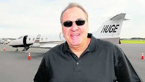 He's obnoxious and i'll be perfectly happy if he stays off the airwaves. Ght2ozckeklmm