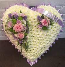 Tusentals nya, högkvalitativa bilder läggs till varje dag. Lilac Pink And White Heart Buy Online Or Call 01206 843461