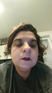 Love these dark colors and thick lines.