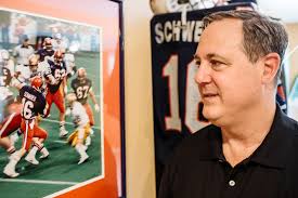 Meet Scott Schwedes, whose 31-year receiving record was broken by Amba  Etta-Tawo