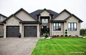 Exterior Paint Colors You Want A Fresh New Look For Exterior Of Your Home Get Inspired F House Paint Exterior Exterior Paint Colors For House House Exterior