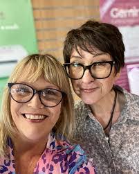 Denise Langdon's Instagram, Twitter & Facebook