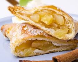 Chausson Aux Pommes Recette Recettes Sucrees Recette Recettes De Cuisine