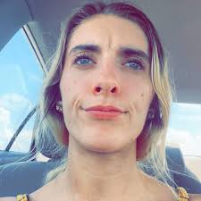 😅😅😅 it's Bluey's neighbor Doreen