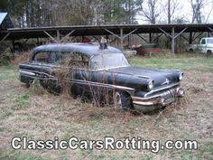 1957 Pontiac Looks Like A Hearse Junk Car Removal Get An Offer Hearse Pontiac Abandoned Cars