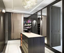 7 and 8 balfour place were grade ii listed in 1984. It Wasn T Good Enough For Onassis But Now This 19 Bedroom Mayfair Mansion With 19 Bedrooms Is On The Market For 45million Making It One Of Britain S Most Expensive Properties