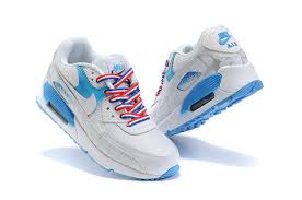 Tutte le scarpe da donna più desiderate del momento. Luthiercientifico