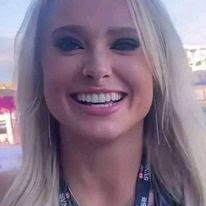 I love Sophie Lloyd Join now 👇 https://facebook.com/groups/819355200272978/