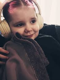 Hello everyone just posting anonymously due to safety reasons but was  wondering if anyone can help with 25$ my daughter starts school tomorrow  and I wanted to be able to get a