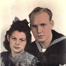 WWII sailor, POW keep in contact