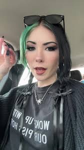 The Art of Cooking a Turkey with Alternative Flair