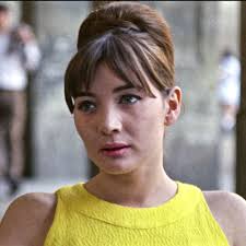 Hoy cumple 80 años Sonia Bruno, una actriz que irrumpió en los 60 y logró  convertirse en una de las presencias más destacadas de nuestro cine por su  belleza y personalidad. Una