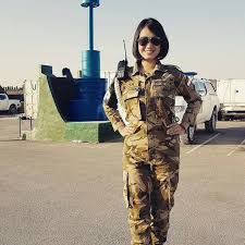 Mereka tercetak menjadi prajurit elit paskhas yang siap diterjunkan di mana saja di seluruh indonesia. Pin Di Pejuang Wanita