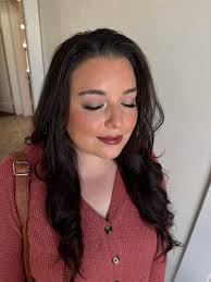 Looking for a full face makeup model in Tampa