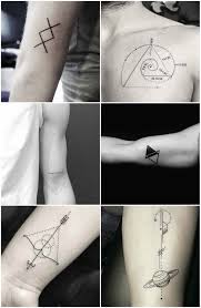 24 Tatuajes Minimalistas Para Los Hombres Que No Le Temen A La Elegancia Tatuajes Minimalistas Tatuajes Para Hombres Tatuajes Hay tatuajes completos en el brazo tanto para hombres como para mujeres, como veras lo que cambia es el estos son algunos disenos de tatuajes en el antebrazo para las mujeres. 24 tatuajes minimalistas para los