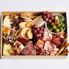 At table and graze we specialise in creating unique grazing tables, sourcing quality gourmet produce and preparing each table with creativity, passion and detail… sure to impress your guests at your next event! Grazing Box Formaggi Ocelloformaggi Ocello