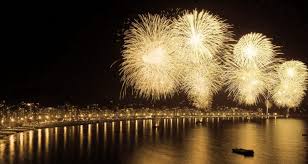 Feliz ano novo glückliches neues jahr nytar feliz año nuevo felicigan novan jaron heureuse nouvelle année feliz aninovo shaná tová happy new year felice nuovo anno akemashite. Gps Lifetime Ano Novo Pelo Mundo Conheca Tradicoes De Reveillon