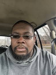 43 and single any ladies near Detroit