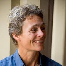 Donna Heeter's Instagram, Twitter & Facebook