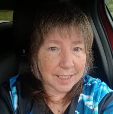 How do Spark drivers in NY deliver orders when stores are out of paper bags?