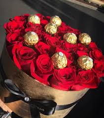 So i called rose shack florist, as soon as they opened and ordered a bouquet of flowers to be delivered to me at work. Valentine Rose And Chocolate Box In Las Vegas Nv Jatcoia Floral Design