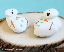 A rock that has too many cracks or divots will be hard to paint. How To Paint Rocks This Winter Make Melting Snowman Painted Rocks