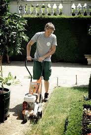 Sie suchen einen experten für einen. Ams Berufslexikon Garten Und Grunflachengestalterin