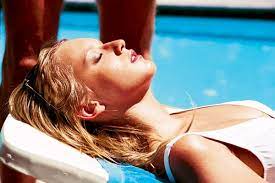 Find the perfect ludivine sagnier swimming pool 2003 stock photo. Bild Zu Ludivine Sagnier Swimming Pool Bild Ludivine Sagnier Filmstarts De