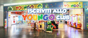 Etnapolis shopping mall belpasso, italy. Youngo Etnapolis