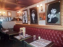 Nous vous accompagnons dans la partie la plus. Paris 6 Em Curitiba Um Restaurante Para Se Sentir Na Franca
