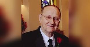 Morris Emanuel Howe Obituary