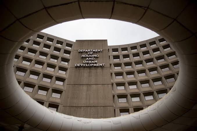 HUD Explores Moving Headquarters From Aging Brutalist Building - Bloomberg