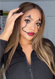 Clown Makeup Hack for Last-Minute Halloween Looks