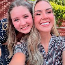 Sweet August mems 🫶🏻