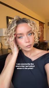 Because we all love a back of neck shot 🤌🏼 #pixie360 oops I mean #bob360  #bobhairstyles #shorthair #bobhair #blondbob