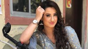 اليشا بانوار تار صور اروهي اروهي حب خادع صور تارا صور اليشا بانوار Indian Actresses Actresses Fashion