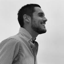 J'ai le plaisir de vous annoncer que j'occupe désormais le poste de  Mandataire auto/moto chez SIMPLICICAR FRANCE à Avignon 🚗 🏍