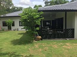 Jun 28, 2021 · seorang anak juga bisa membantu orang tua untuk membuat janji dengan dokter ataupun rumah sakit, hingga menjemput dan mengantar mereka ke rumah sakit untuk kontrol rutin, kata ida. 10 Rumah Orang Tua Profesional Terbaik Di Lembah Klang