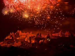 Nous tiendrons à jour cet article sur les animations prévues en 2021 au fur et à mesure de la publication des programmes. Feu D Artifice Cite De Carcassonne Et Embrasement Grand Carcassonne