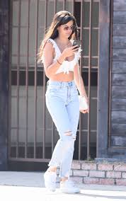 River made a tweet (you can see it down) along with this picture! Sara Sampaio In Ripped Denim Out In Los Angeles 08 12 2019 Hawtcelebs