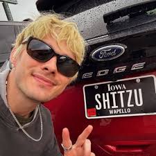 Aiden Bock (Aiden_Rees_@)