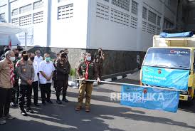 Tv digital adalah siaran tv yang bisa ditangkap menggunakan antena uhf, tapi dengan kualitas seperti jpeg tayangan siaran parabola. G Zcnpjzzl3udm