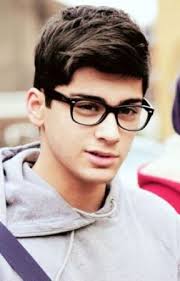 Abusive roomate~~~(Zayn malik) *editing*